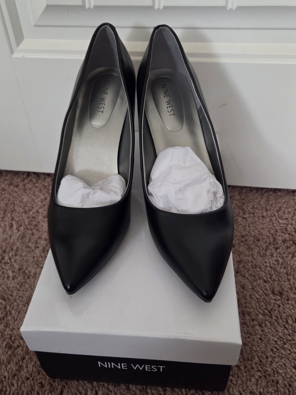 Steve Madden Elona Black Pointed-Toe Pumps